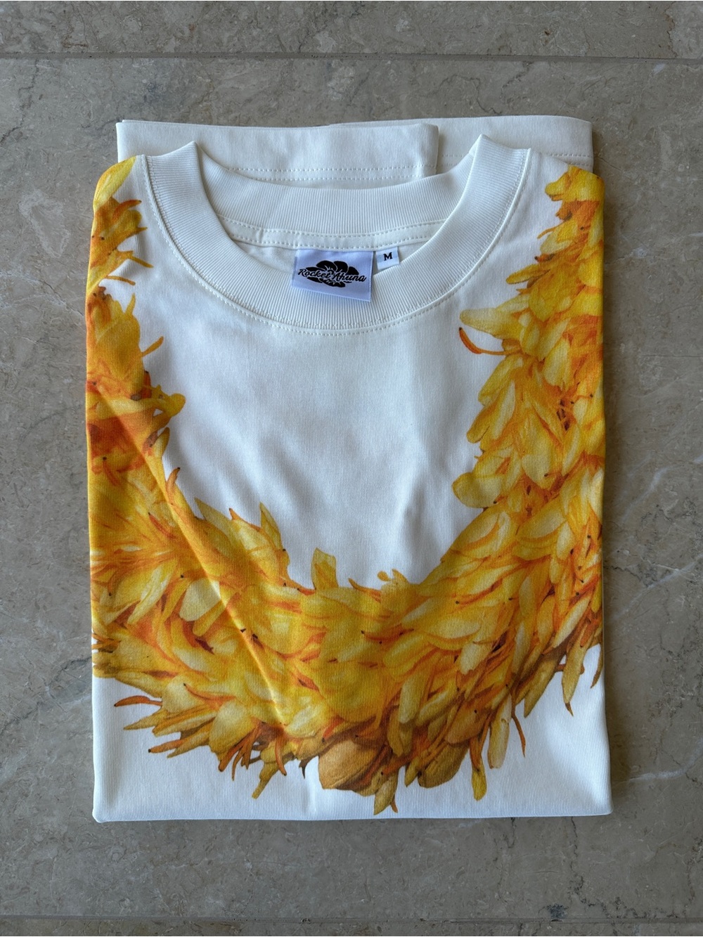 Rocket Ahuna White Leo Short Sleeve T-Short in Size M